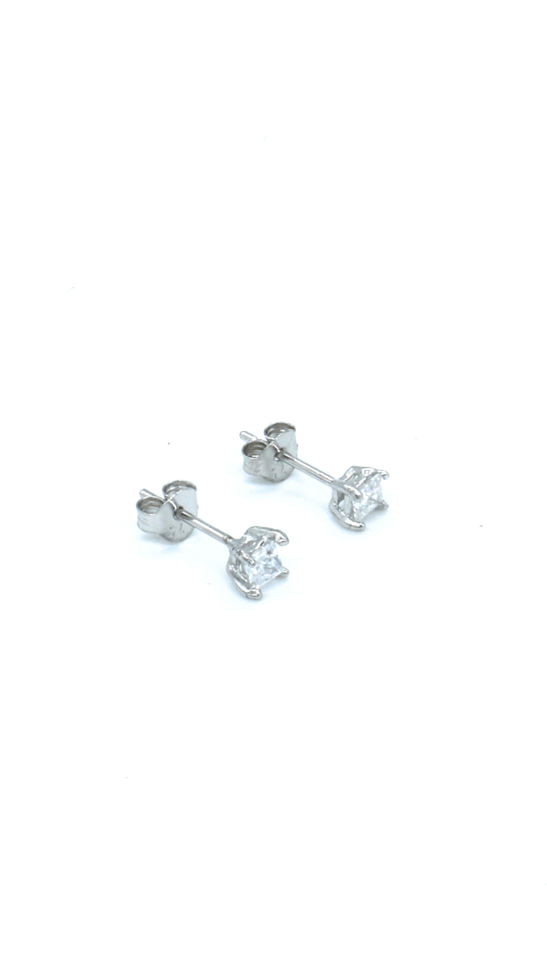 STUDS ÖRHÄNGEN SILVER | ALISA